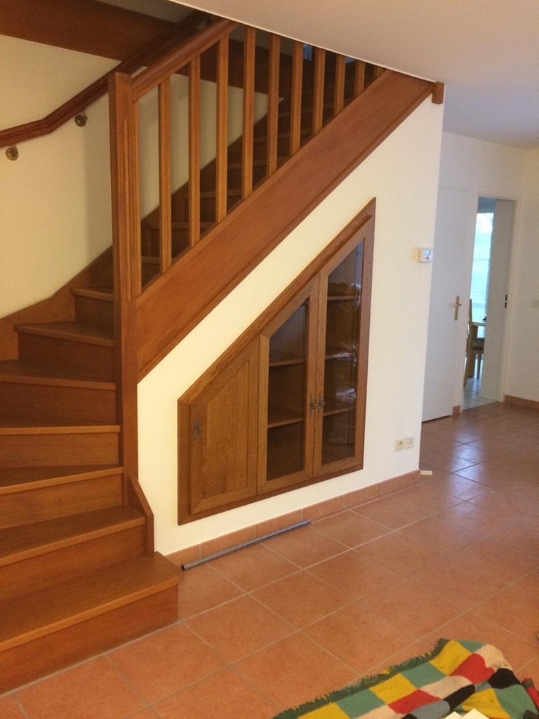 ESCALIER SUR MESURE BOIS + PLACARD LES ATELIERS DU BOIS PENNECOT MENUISIER VARANGES DIJON NUITS ST GEORGES BEAUNE DOLE